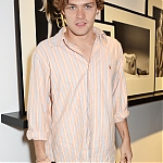 Filename=07172014_-_Calvin_Klein_Jeans_x_Mytheresadotcom_002.jpg
Filesize=1225KiB
Dimensions=2068x3000
Date added=Nov 03, 2016 07172014_-_Calvin_Klein_Jeans_x_Mytheresadotcom_002.jpg