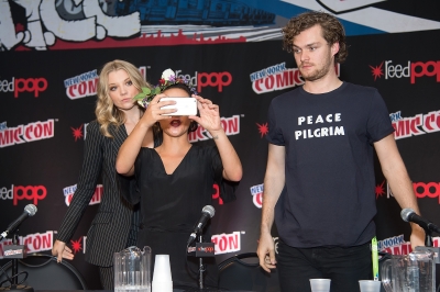 10082015_-_New_York_Comic-Con_2015_-_Day_1_006.jpg