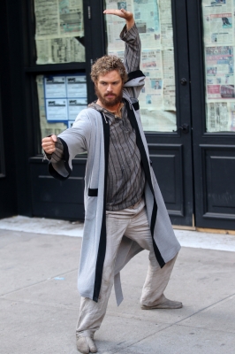 04292016_-_Celebrity_Sightings_in_New_York_City_011.jpg