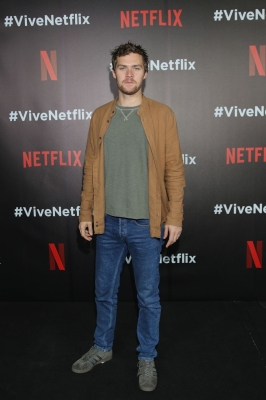 08022017_-_Netflix_Mexico_Celebration_2017_-_Red_Carpet_003.jpg