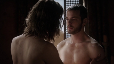 GAME_OF_THRONES_-_E1X05_THE_WOLF_AND_THE_LION_371.jpg