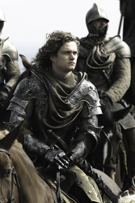 GAME_OF_THRONES_-_E2X04_GARDEN_OF_BONES_STILLS_002.jpg