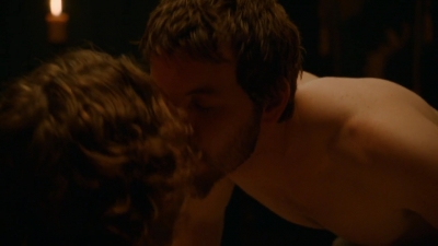 GAME_OF_THRONES_-_E2X03_WHAT_IS_DEAD_MAY_NEVER_DIE_179.jpg