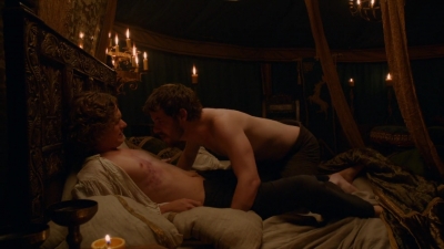 GAME_OF_THRONES_-_E2X03_WHAT_IS_DEAD_MAY_NEVER_DIE_201.jpg