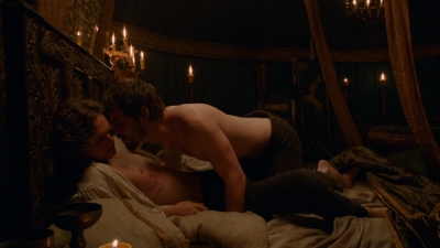 GAME_OF_THRONES_-_E2X03_WHAT_IS_DEAD_MAY_NEVER_DIE_210.jpg