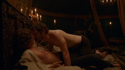 GAME_OF_THRONES_-_E2X03_WHAT_IS_DEAD_MAY_NEVER_DIE_240.jpg