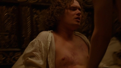 GAME_OF_THRONES_-_E2X03_WHAT_IS_DEAD_MAY_NEVER_DIE_250.jpg