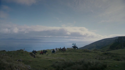 GAME_OF_THRONES_-_E2X04_GARDEN_OF_BONES_030.jpg
