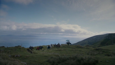GAME_OF_THRONES_-_E2X04_GARDEN_OF_BONES_031.jpg