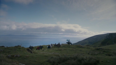 GAME_OF_THRONES_-_E2X04_GARDEN_OF_BONES_032.jpg