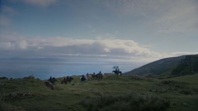 GAME_OF_THRONES_-_E2X04_GARDEN_OF_BONES_035.jpg