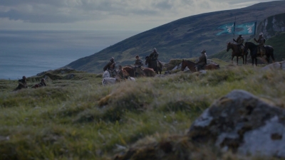 GAME_OF_THRONES_-_E2X04_GARDEN_OF_BONES_038.jpg