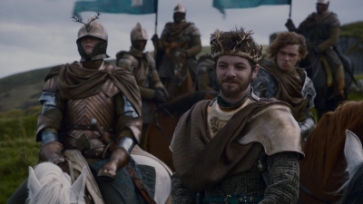 GAME_OF_THRONES_-_E2X04_GARDEN_OF_BONES_082.jpg