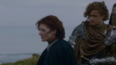 GAME_OF_THRONES_-_E2X04_GARDEN_OF_BONES_129.jpg