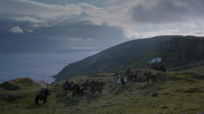 GAME_OF_THRONES_-_E2X04_GARDEN_OF_BONES_152.jpg