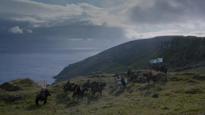 GAME_OF_THRONES_-_E2X04_GARDEN_OF_BONES_158.jpg