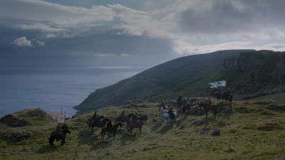 GAME_OF_THRONES_-_E2X04_GARDEN_OF_BONES_160.jpg