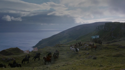 GAME_OF_THRONES_-_E2X04_GARDEN_OF_BONES_163.jpg