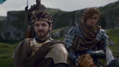 GAME_OF_THRONES_-_E2X04_GARDEN_OF_BONES_179.jpg