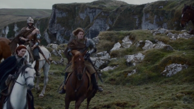 GAME_OF_THRONES_-_E2X04_GARDEN_OF_BONES_196.jpg
