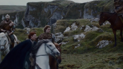 GAME_OF_THRONES_-_E2X04_GARDEN_OF_BONES_198.jpg