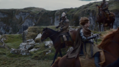 GAME_OF_THRONES_-_E2X04_GARDEN_OF_BONES_202.jpg
