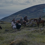 GAME_OF_THRONES_-_E2X04_GARDEN_OF_BONES_050.jpg