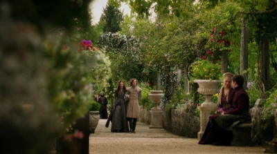 GAME_OF_THRONES_-_E3X02_DARK_WINGS_DARK_WORDS_034.jpg