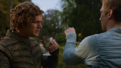 GAME_OF_THRONES_-_E3X05_KISSED_BY_FIRE_054.jpg