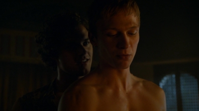 GAME_OF_THRONES_-_E3X05_KISSED_BY_FIRE_160.jpg