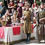 GAME_OF_THRONES_-_E4X02_THE_LION_AND_THE_ROSE_STILLS_001.jpg