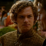 GAME_OF_THRONES_-_E4X02_THE_LION_AND_THE_ROSE_166.jpg