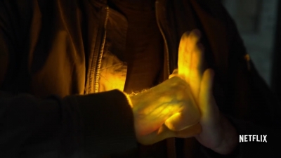 IRON_FIST_-_NYCC_TEASER_TRAILER_192.jpg